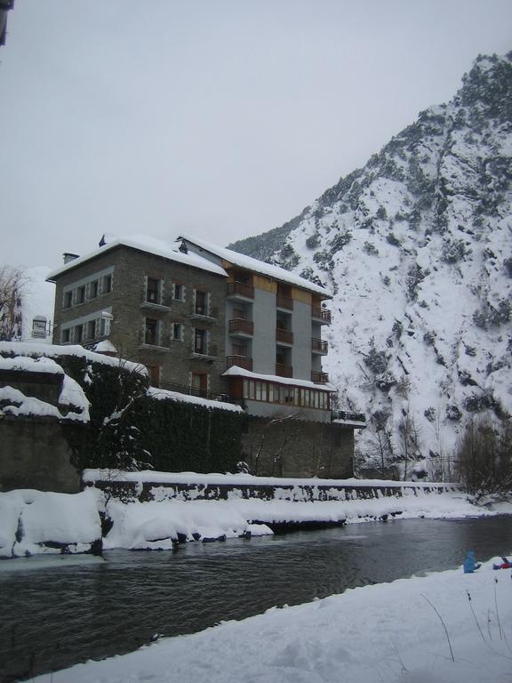 Hotel Hostal Noguera Llavorsí Exterior foto